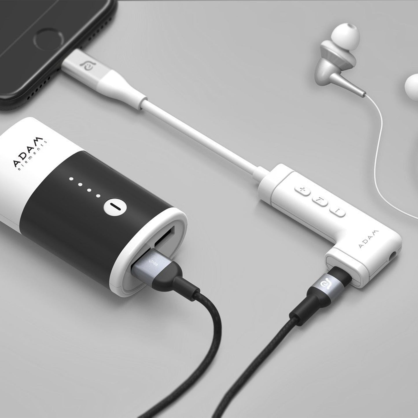 ADAM ELEMENTS iLinio A35L Lightning / AUX adapter - White