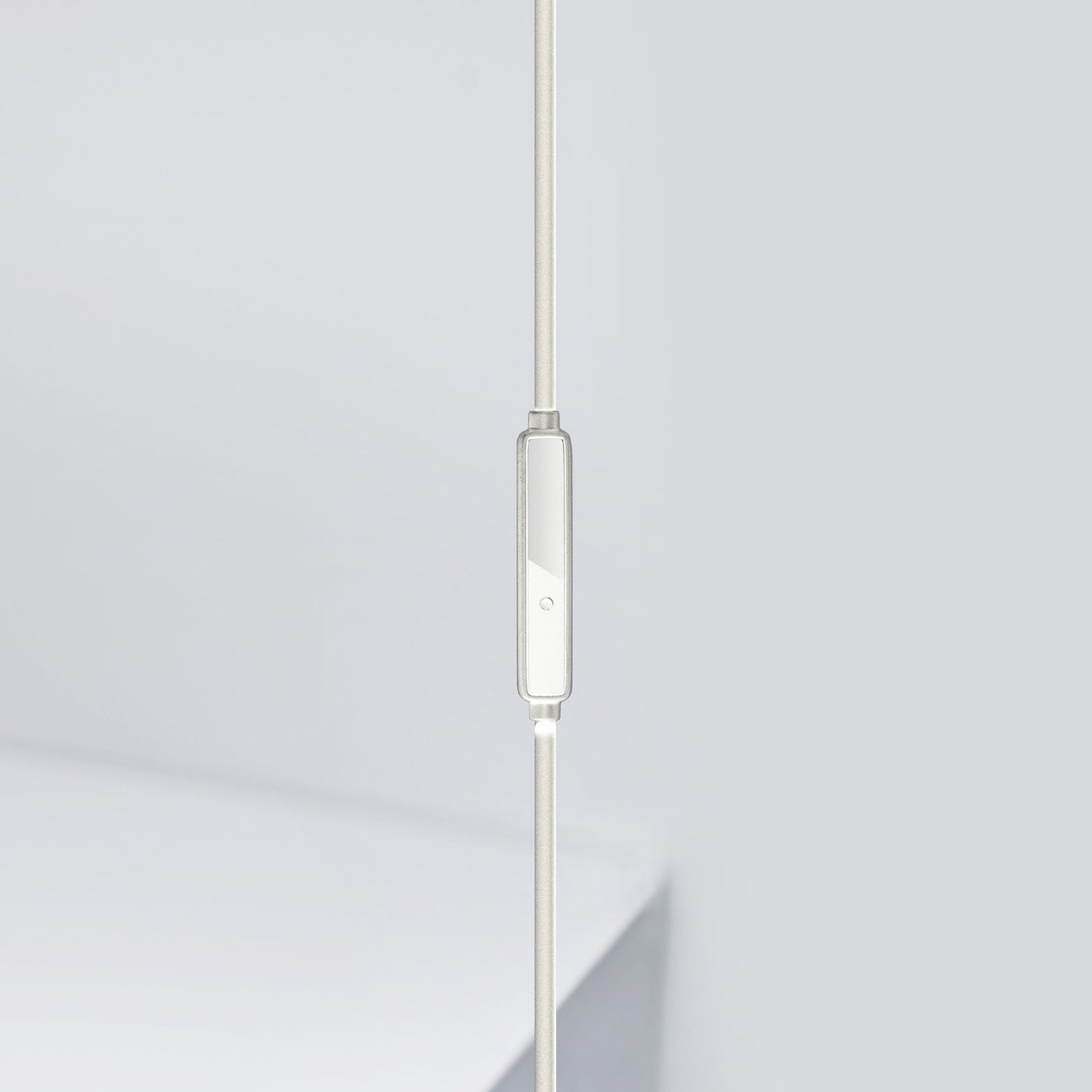 SENNHEISER Ambeo Smart Headset Binaural Recording In-Ear Earphones - White
